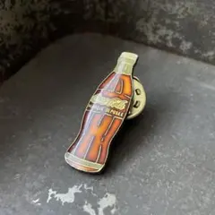 ヴィンテージ フランス ピンバッジ コカコーラ 瓶 ビン 炭酸飲料のサムネイル