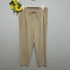 【LAURA ASHLEY】カジュアルパンツ　ウエストゴム　ベージュ　38　M
