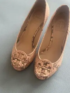 Tory Burch トリーバーチパンプス　パイソン柄　サイズ5のサムネイル