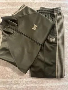 Needles 西裝套裝 卡其色 櫻井優衣著用 同色系