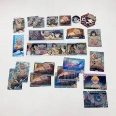 【嘴平伊之助】グッズ　まとめ売り　24点　カード　ラバスト　ステッカー　缶バッジ