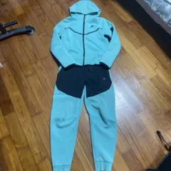 2026年最新】nike テックフリース sの人気アイテム - メルカリ