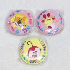 ギンビス　たべっ子どうぶつ　刺繍缶バッジーにこにこverー　3こセット