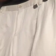 アルチザンARTISANのホワイトパンツのサムネイル