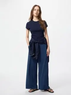 美品✨【UNIQLO】クレープジャージーストレートパンツ　ストレッチ　総ゴム　L