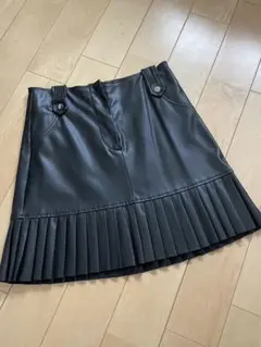 ストラディバリウス Stradivarius プリーツミニスカート
