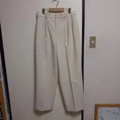 UNIQLO タックワイドパンツ (L)