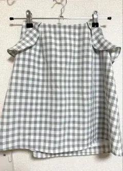 evelyn ミニスカート