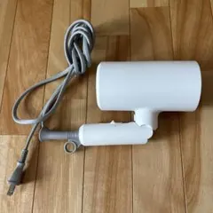 ドライヤー 大風量 速乾 高濃度マイナスイオン 1300W ホワイト