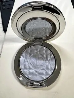 Dior ハイライトパウダー シルバー