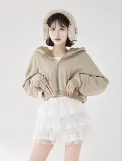 neith. 完売品 Meteor Crush Hoodie(Beige) - メルカリ