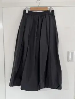 GU バルーンロングスカート