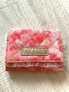 未使用　LIZ LISA キルティング 花柄 ミニ財布のサムネイル