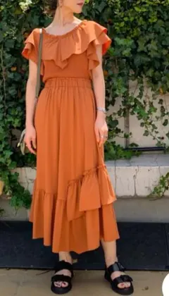 フリルニットワンピース　グレースコンチネンタル