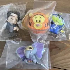 ディズニー　ガチャガチャ　4点セット