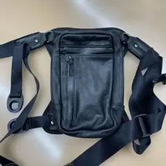 クシタニ　限定品2ウェイレザーレッグバック　黒