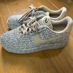 ナイキ ウィメンズ エアフォース1 ロー ユナイテッド イン ビクトリー ヘンプ