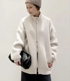 Item thumbnail for item 360480f5-ac0e-43ff-9862-bf3282e6e3fc