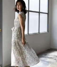 FRAY I.D ノースリーブプリーツプリントワンピース　フレイアイディー