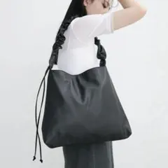 値下げ中！2WAYワンハンドルバッグギャザーデザイントートバッグ