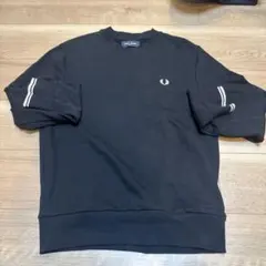 FRED PERRY ブラック スウェット Mのサムネイル