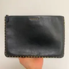 【値下げ中】ジバンシー　クラッチバッグのサムネイル