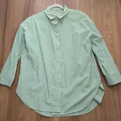緑と白のストライプ 長袖シャツ　レディース服