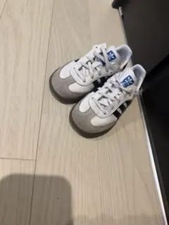 キッズ　adidas スニーカー サンバ