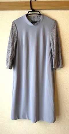 マタニティ／授乳ワンピース　レース袖 ライトグレー Aライン ワンピース