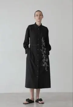 2025年最新】ADORE レディース ロングワンピースの人気アイテム - メルカリ