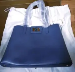 FURLA 青 レザー トートバッグ
