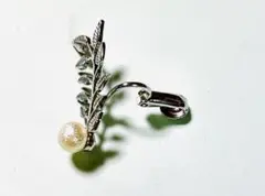 【美品】イヤーカフ リーフ 葉 ボタニカル シルバーカラー 片耳用