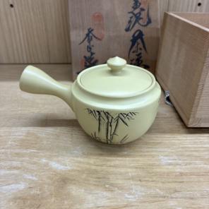 京焼【石雲窯(花蝶窯)急須】手塚石雲/清水焼/伝統工芸/茶器/民芸品/陶芸/骨董 京焼 急須【花蝶窯(手塚石雲)】清水焼/伝統工芸/茶器/民芸品/陶芸/煎茶