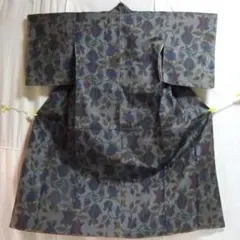 鍋*ア様 グレー色古典洒落花柄 紬 身丈約152㎝裄約60㎝強 超美品並激安価格