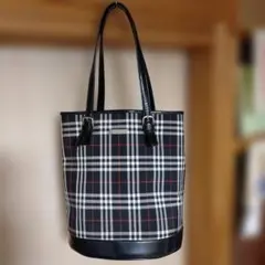 BURBERRY トートバッグ　ハンドバッグ ショルダーバッグのサムネイル