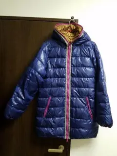 『フェリシモリブイン 寝袋ダウンコートリバーシブルネイビー美品』