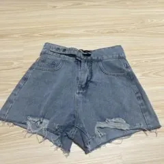 デニムショートパンツ ダメージ加工