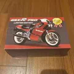 未組立 バンダイ オットバイ SUZUKI GSX-R750スズキレプリカ19 - メルカリ