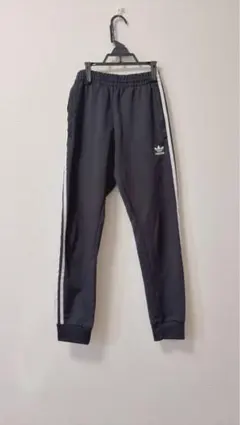 【美品】アディダス　ジャージ　下　パンツ　トラックパンツ