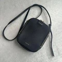 Ujoh ウジョースマホショルダー - メルカリ