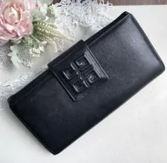 【良品】GIVENCHY ジバンシー　長財布 がま口　レザー　高級　上品