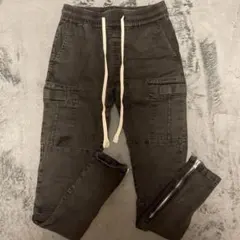 スキニーカーゴパンツ