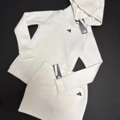 レディースゴルフウェアセットアップ