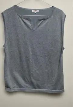 シルク入りOIMODELグレー ラメ入りVネック ノースリーブ トップス