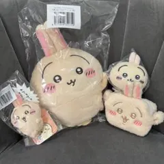 ちいかわ　うさぎだらけくじ　ポシェット　マスコット　バッジ