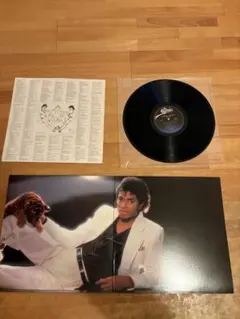 マイケル・ジャクソン『スリラー』CD 2商品 美品 メガジャケ付 - メルカリ