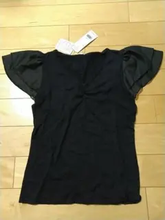 【値下げしました】新品タグ付き　カットソーTシャツ　半袖