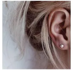 ピアス・丸型・６ミリ・ステンレス・シルバー色・銀色