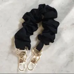 スマホ ハンドストラップ シュシュタイプ ブラック おしゃれ 落下防止