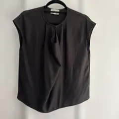 UNITED ARROWS ブラウン　ノースリーブ トップス